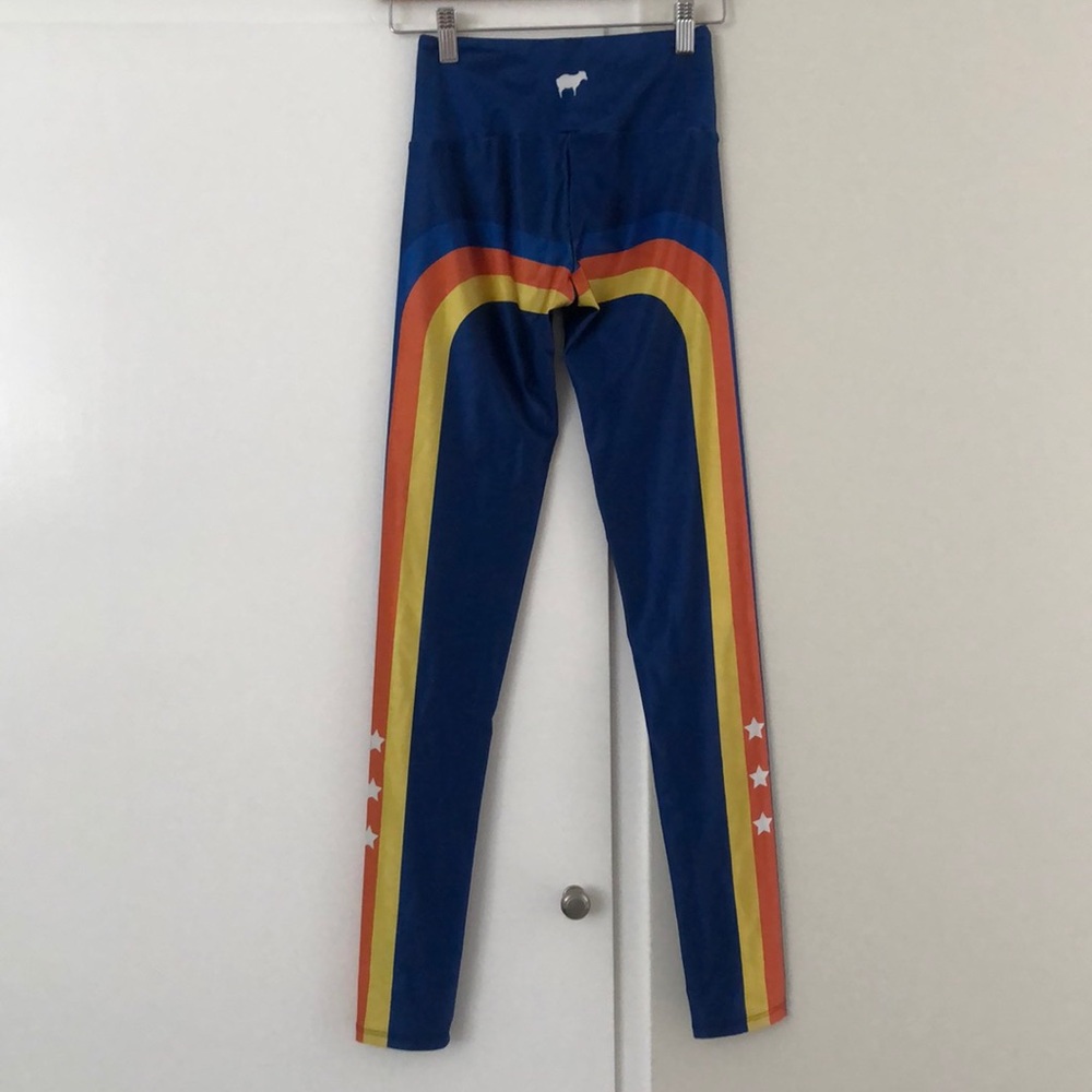 GOLDSHEEP leggings. Activewear pants.